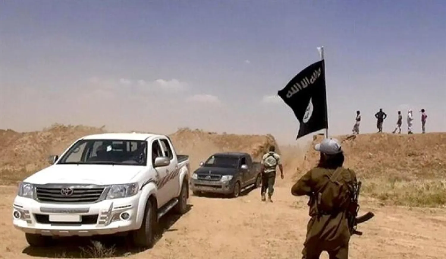 هل سقطت أسطورة «باقية وتتمدد» لتنظيم «داعش» المتطرف؟