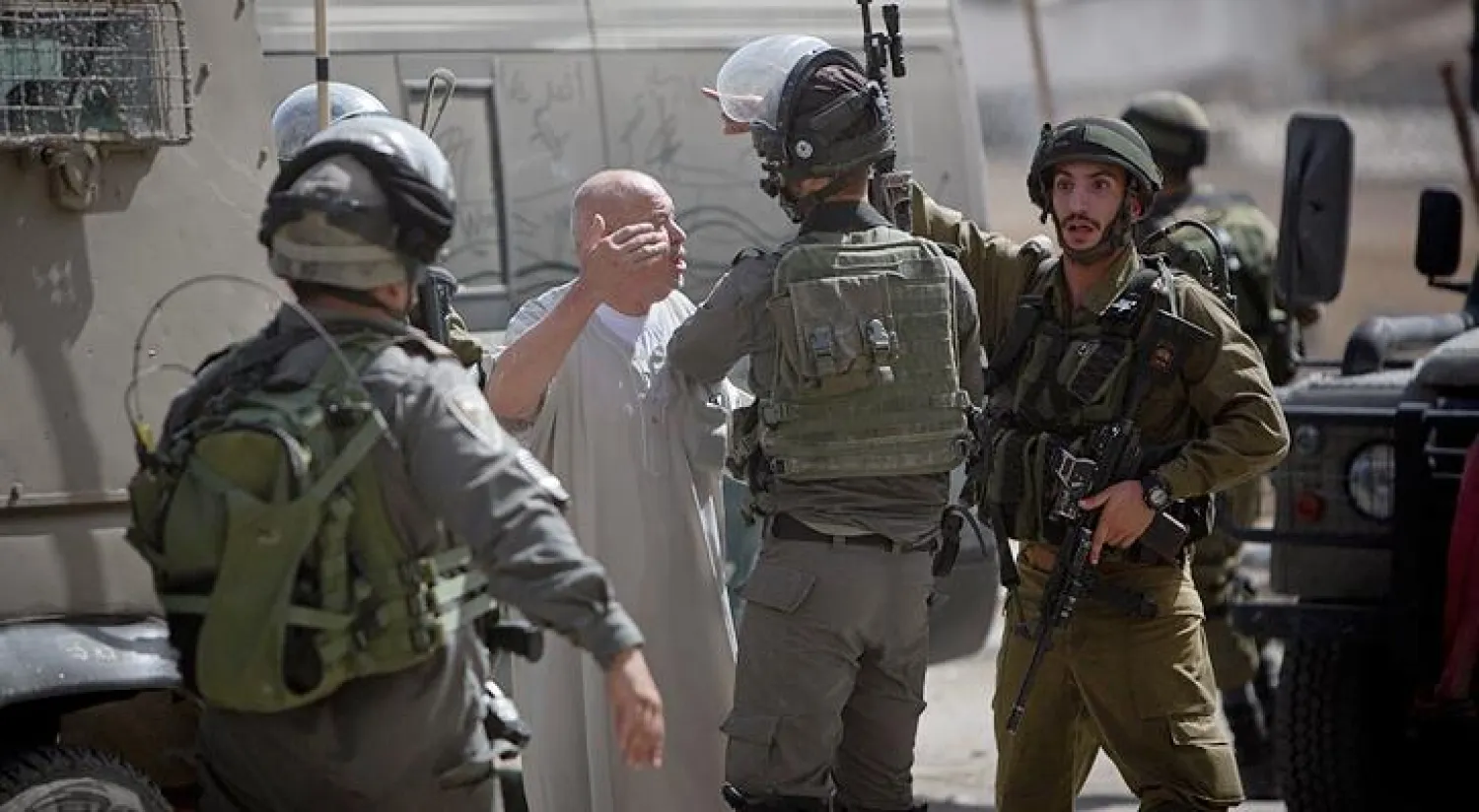 إسرائيل تعتقل عشرات الفلسطينيين في القدس الشرقية المحتلة