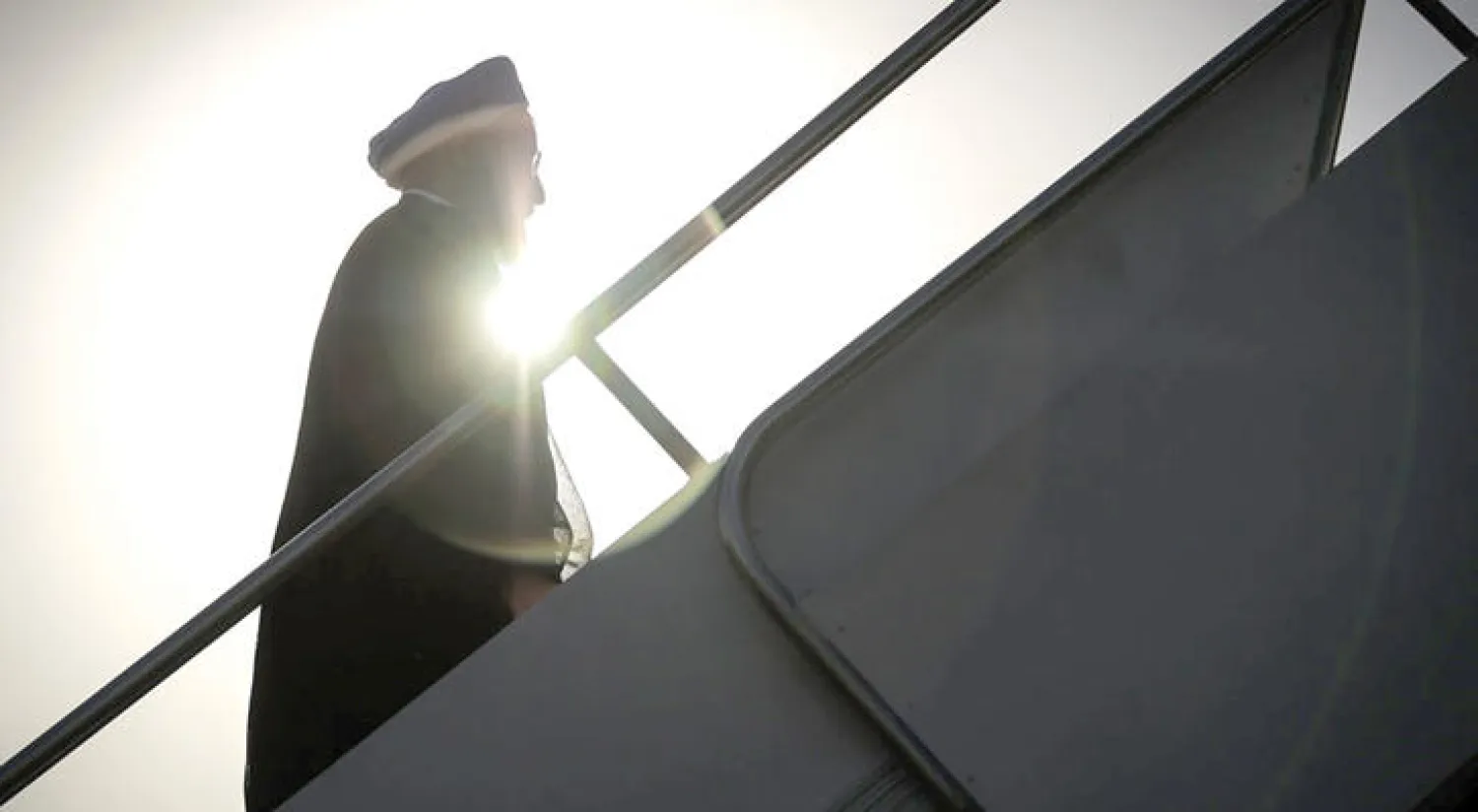 أموال «الحرس الثوري» سر الأزمة مع روحاني