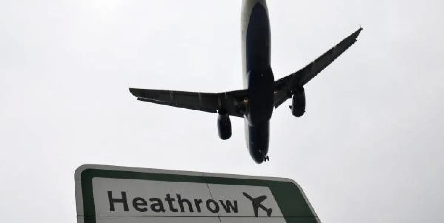 بريطانيا توافق على بناء مدرج ثالث في مطار هيثرو