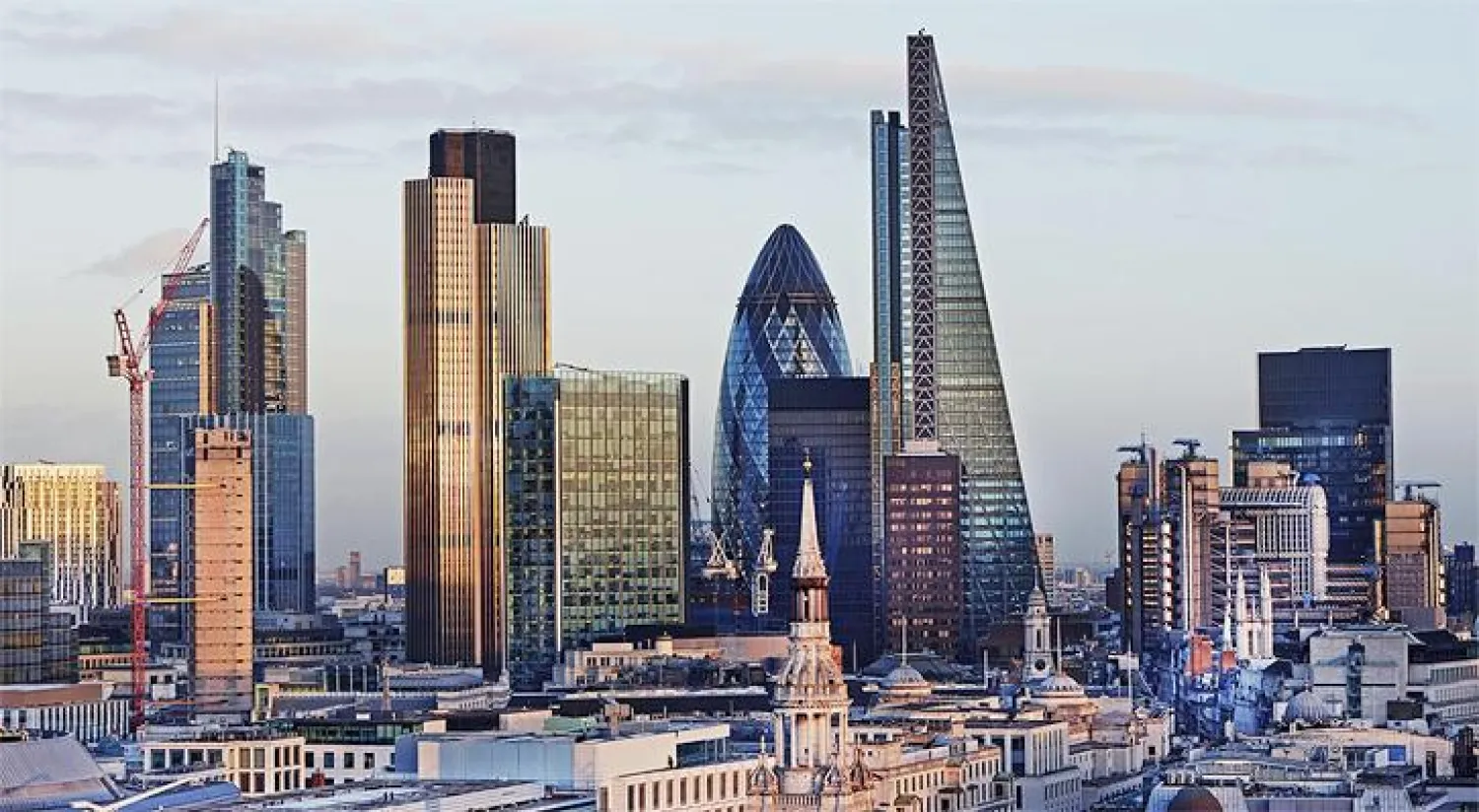 اقتصاد بريطانيا ينمو بقوة في الربع الثالث من العام الحالي