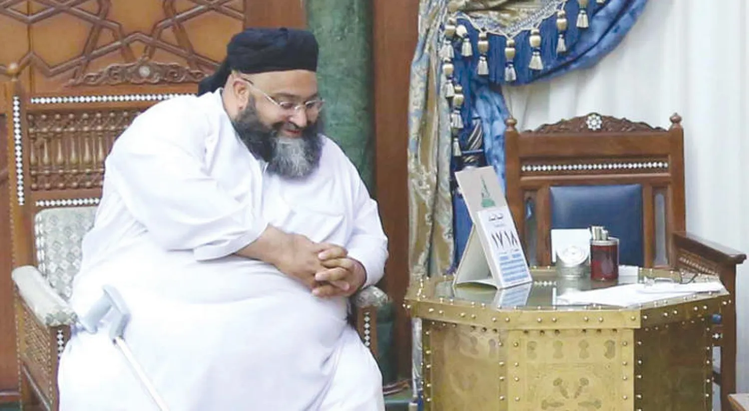 الشيخ محمد طاهر الأشرفي رئيس مجلس علماء باكستان («الشرق الأوسط»)