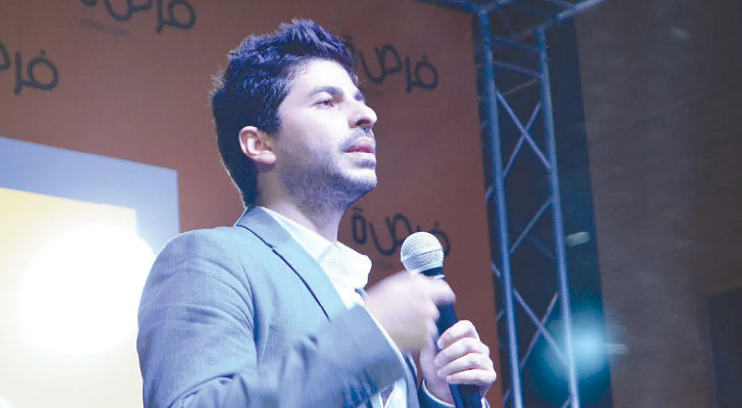 سامي حوراني الذي أسس المدونة وتحولت إلى منصة توفر فرص عمل وتعليم للشباب من المحيط إلى الخليج