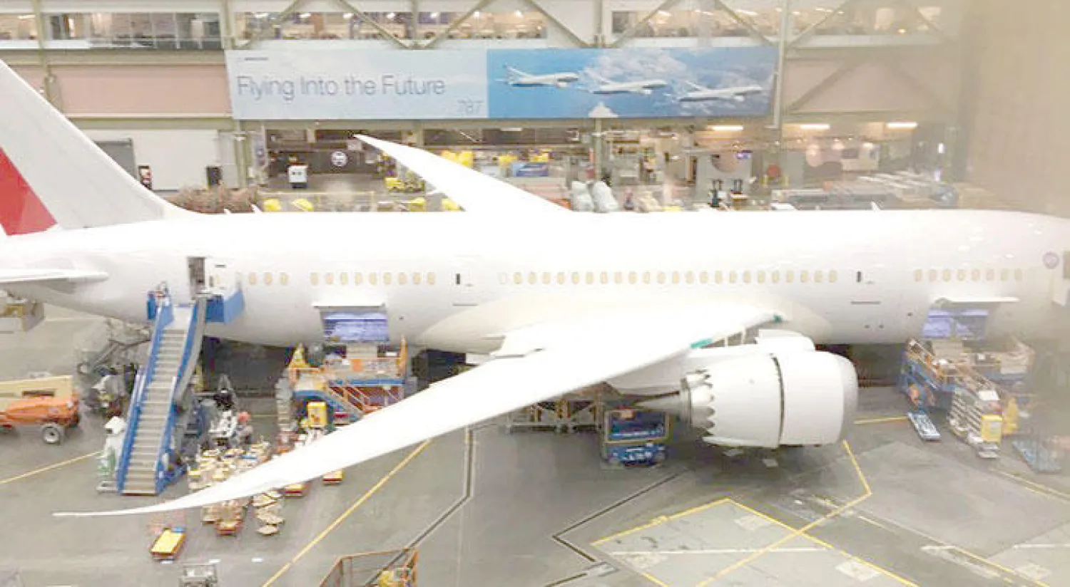 أحد مصانع بوينغ للطائرات في سياتل الأميركية خلال تجهيز الطائرات للخطوط السعودية ({الشرق الأوسط})
