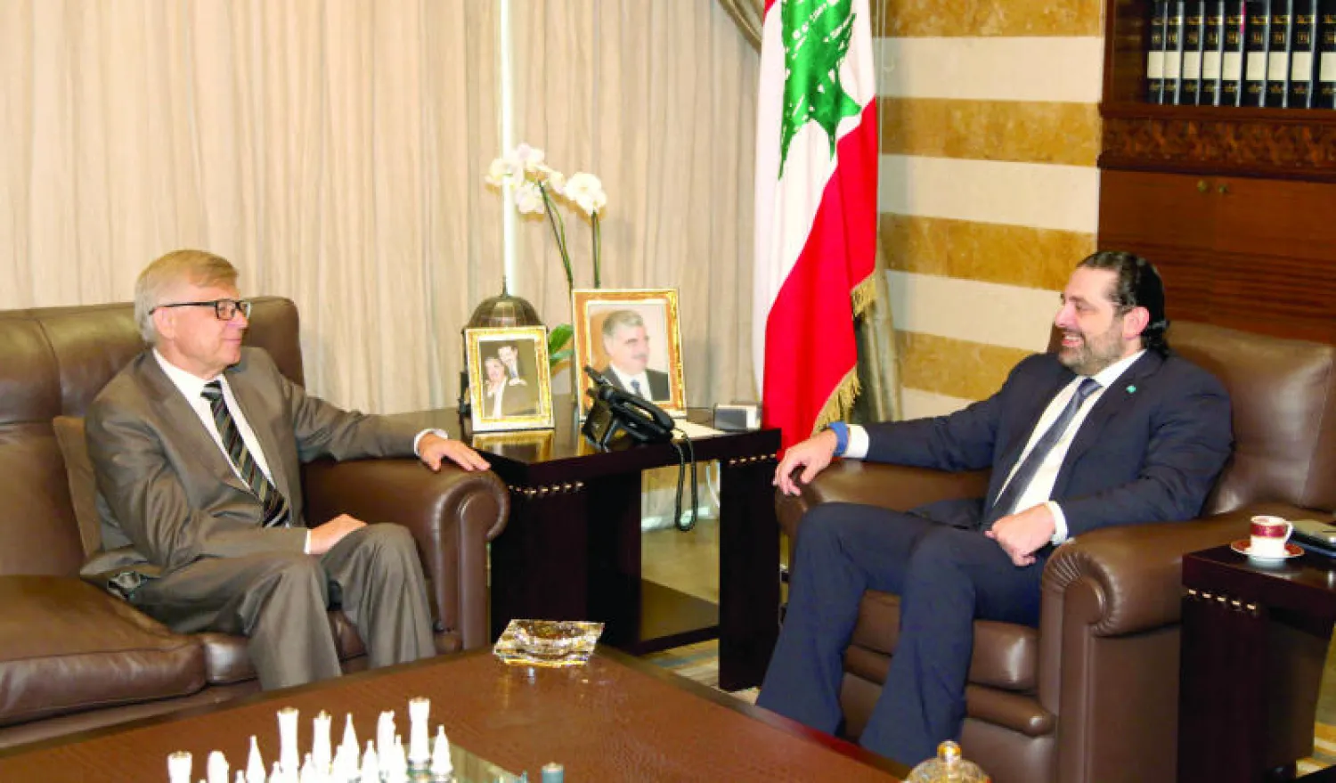 رئيس الحكومة اللبنانية المكلف سعد الحريري لدى استقباله السفير الروسي في بيروت أمس (دالاتي ونهرا)