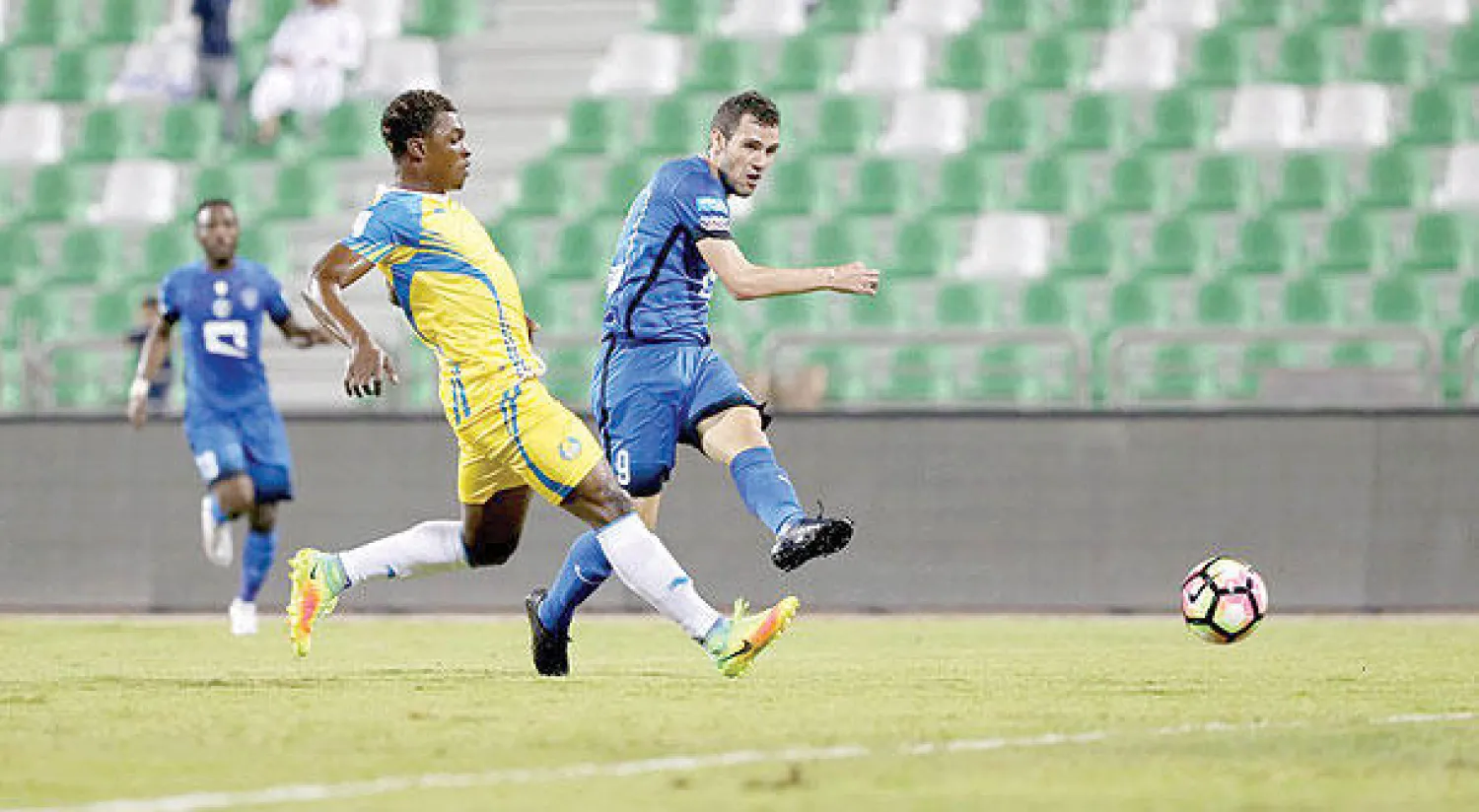 ليوبانيتي خلال مباراة الغرافة أمس (المركز الإعلامي بنادي الهلال)