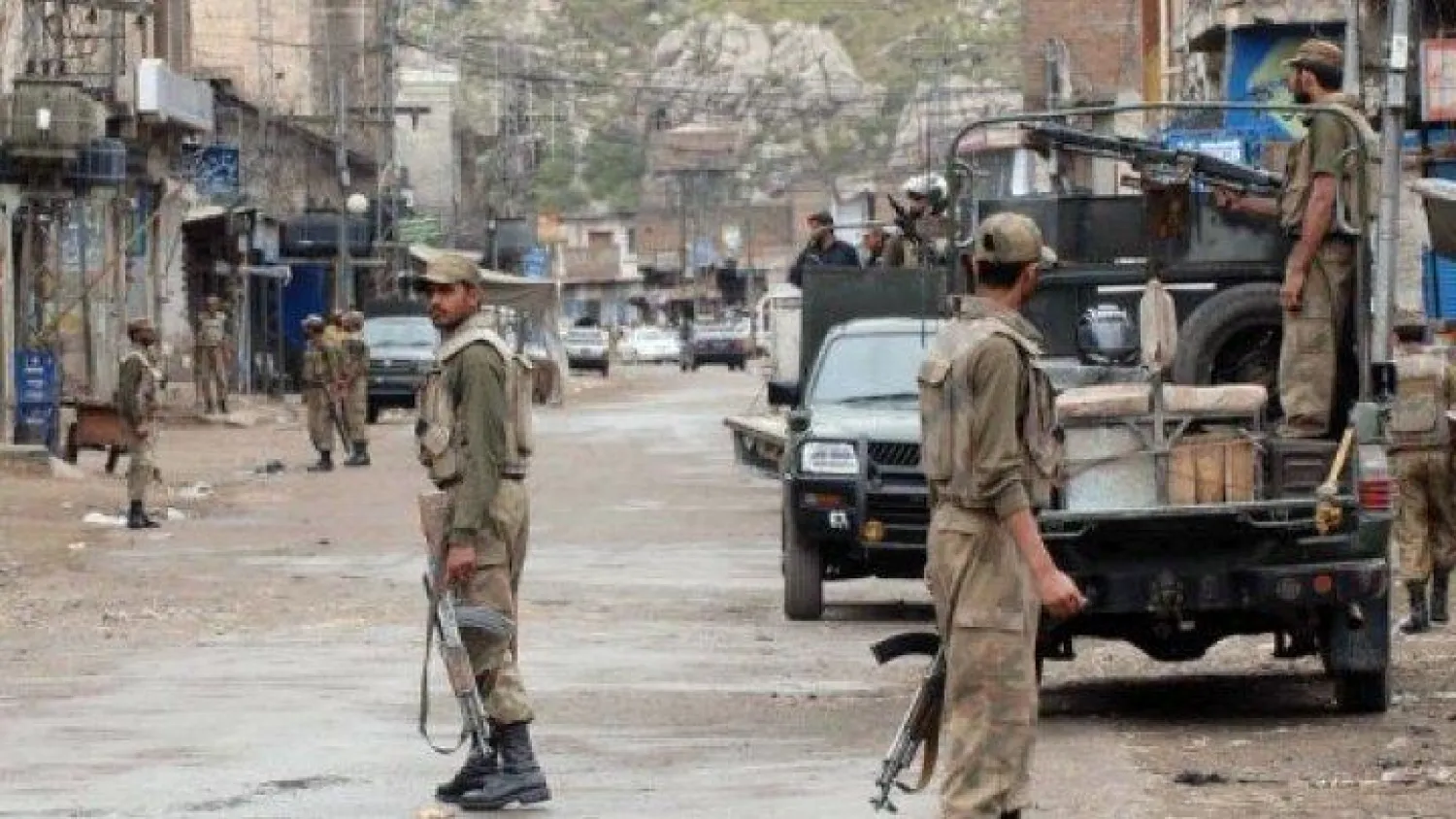 مقتل 7 جنود باكستانيين بقصف هندي في كشمير