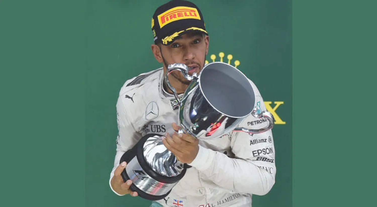 فورمولا مع كأس السباق البرازيلي (أ.ف.ب)