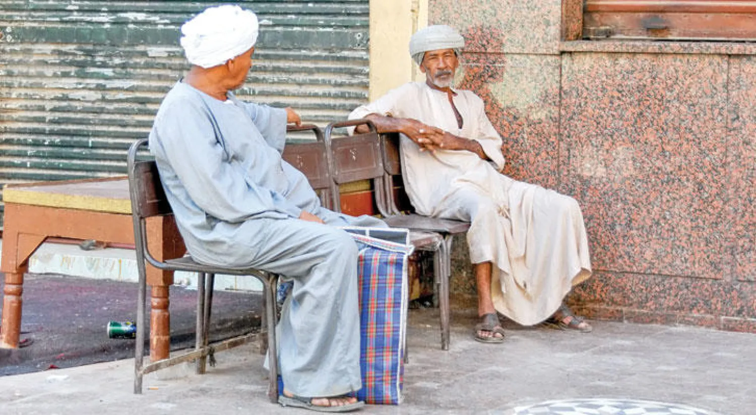 الحكومة المصرية تسعى لتجنيب كبار السن توابع القرارات الاقتصادية المؤلمة