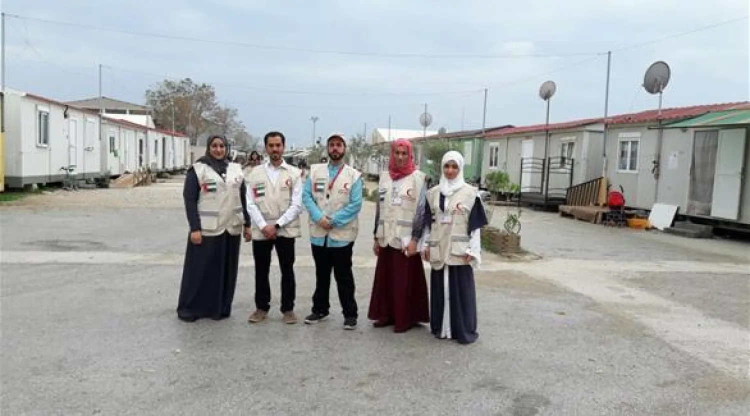 الإمارات تفتتح مخيمين لإيواء 3 آلاف لاجئ سوري في اليونان