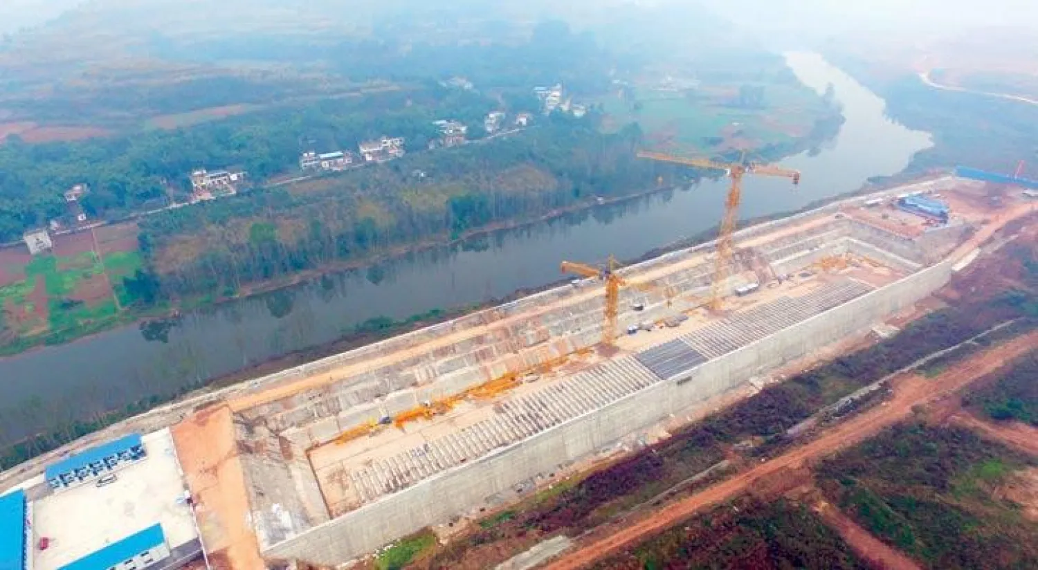 بدأت شركة صينية بناء نموذج بالحجم الطبيعي للسفينة الغارقة الشهيرة «تيتانيك» لتصبح أحد معالم حديقة ترفيهية في مدينة «داينج» جنوب غرب الصين (رويترز)