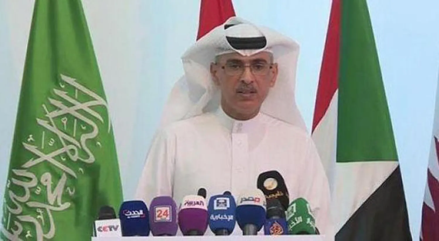 اليمن: التحالف لم يقصف «مدرسة صعدة» وسوق الماشية في لحج