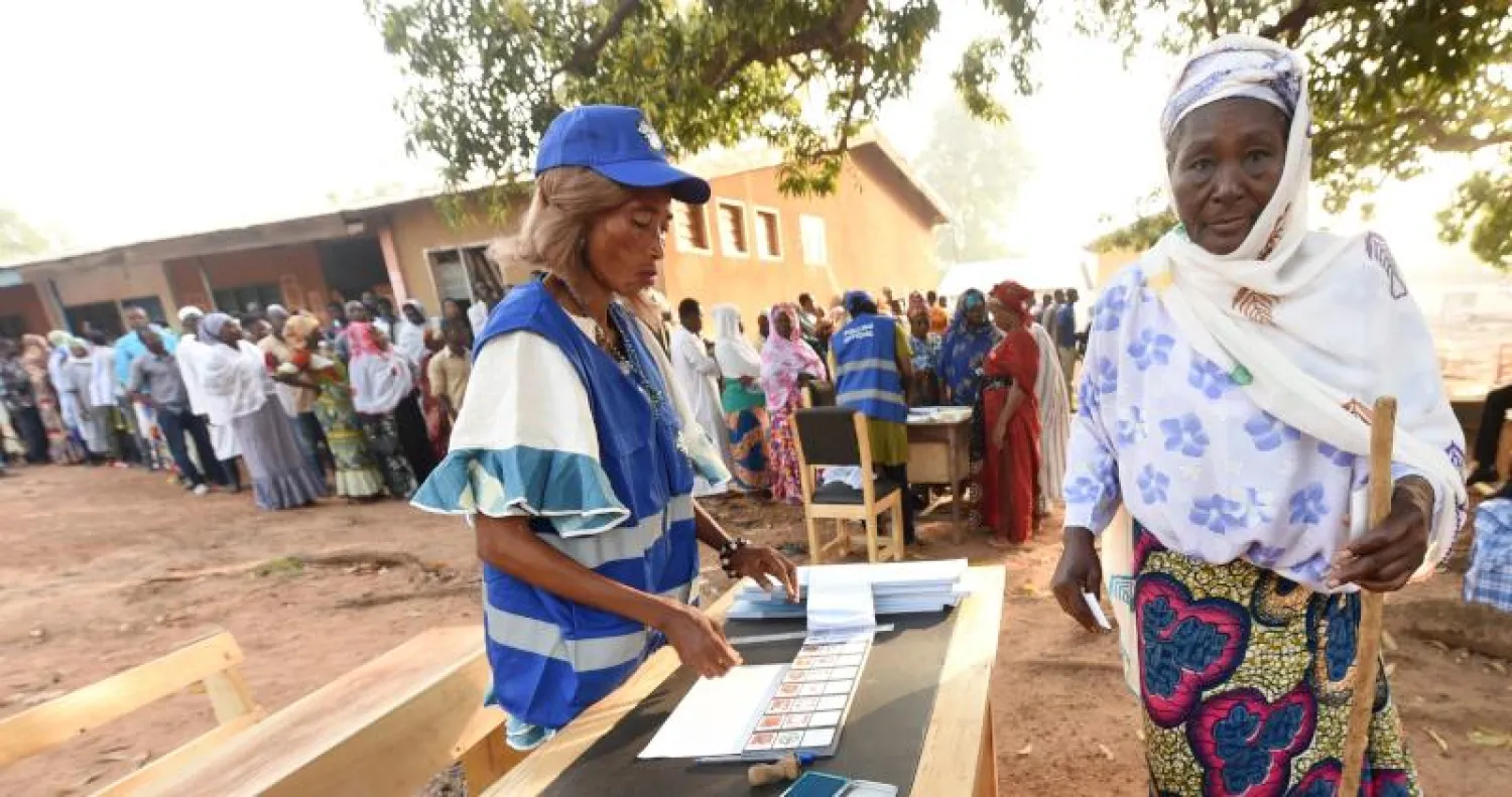 حضور كثيف مع بدء التصويت في الانتخابات الرئاسية في غانا