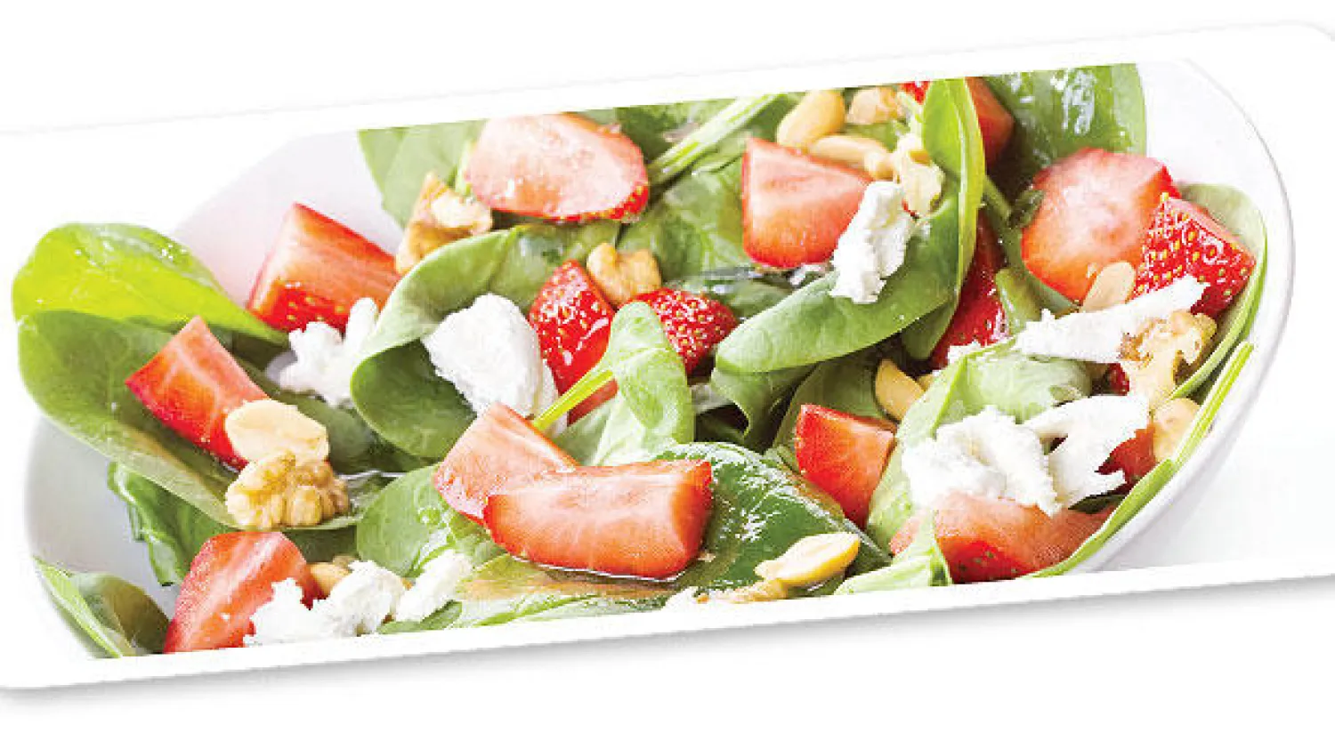 سلطة السبانخ والفراولة