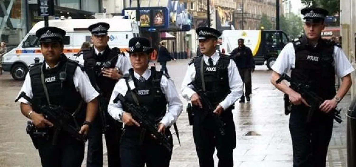 الشرطة البريطانية تعتقل 6 أشخاص يحضرون لعمل إرهابي