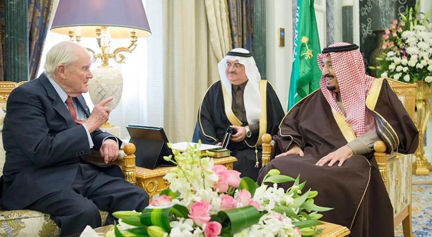 خادم الحرمين الشريفين يستقبل وليام بولك