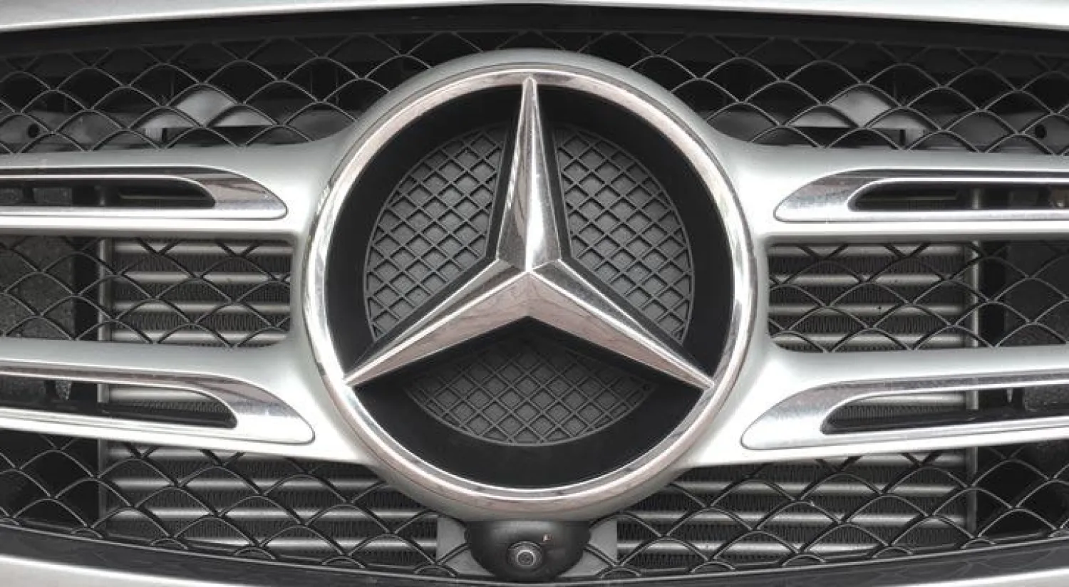 «دايملر» الألمانية بين مطرقة التطور التكنولوجي وسندان خطط التقشف