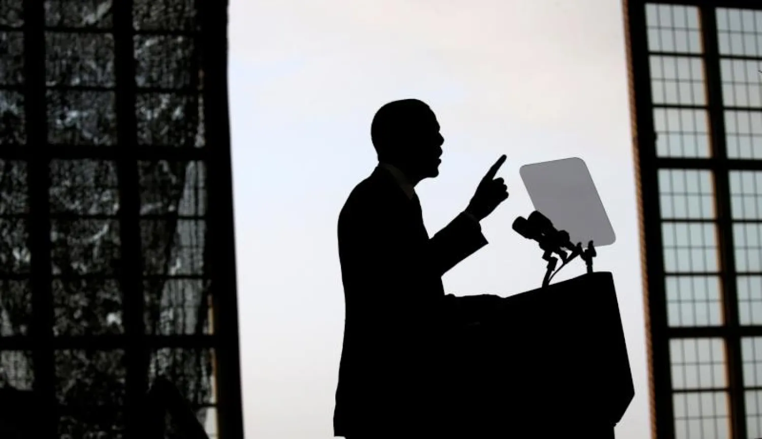 الرئيس أوباما لدى إلقاءه خطابا في قاعدة جوية بمدينة تامبا الأميركية (رويترز)