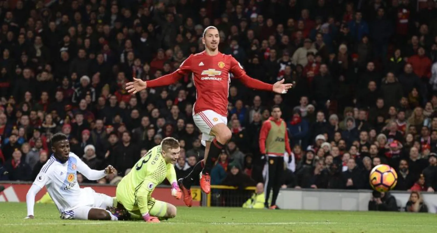 إبراهيموفيتش يؤمن بقدرة يونايتد على الفوز بالدوري