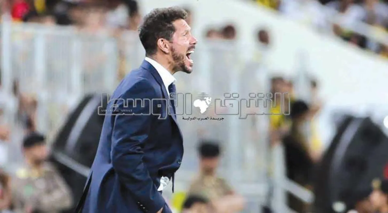 سيميوني مدرب أتلتيكو متفاعلاً مع أحداث المباراة (تصوير: أحمد حشاد)