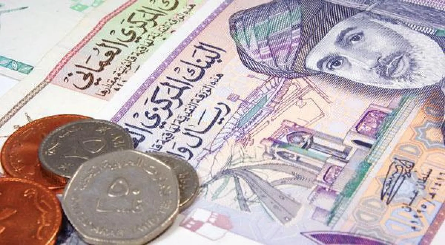 عجز أقل بميزانية عُمان في 2017