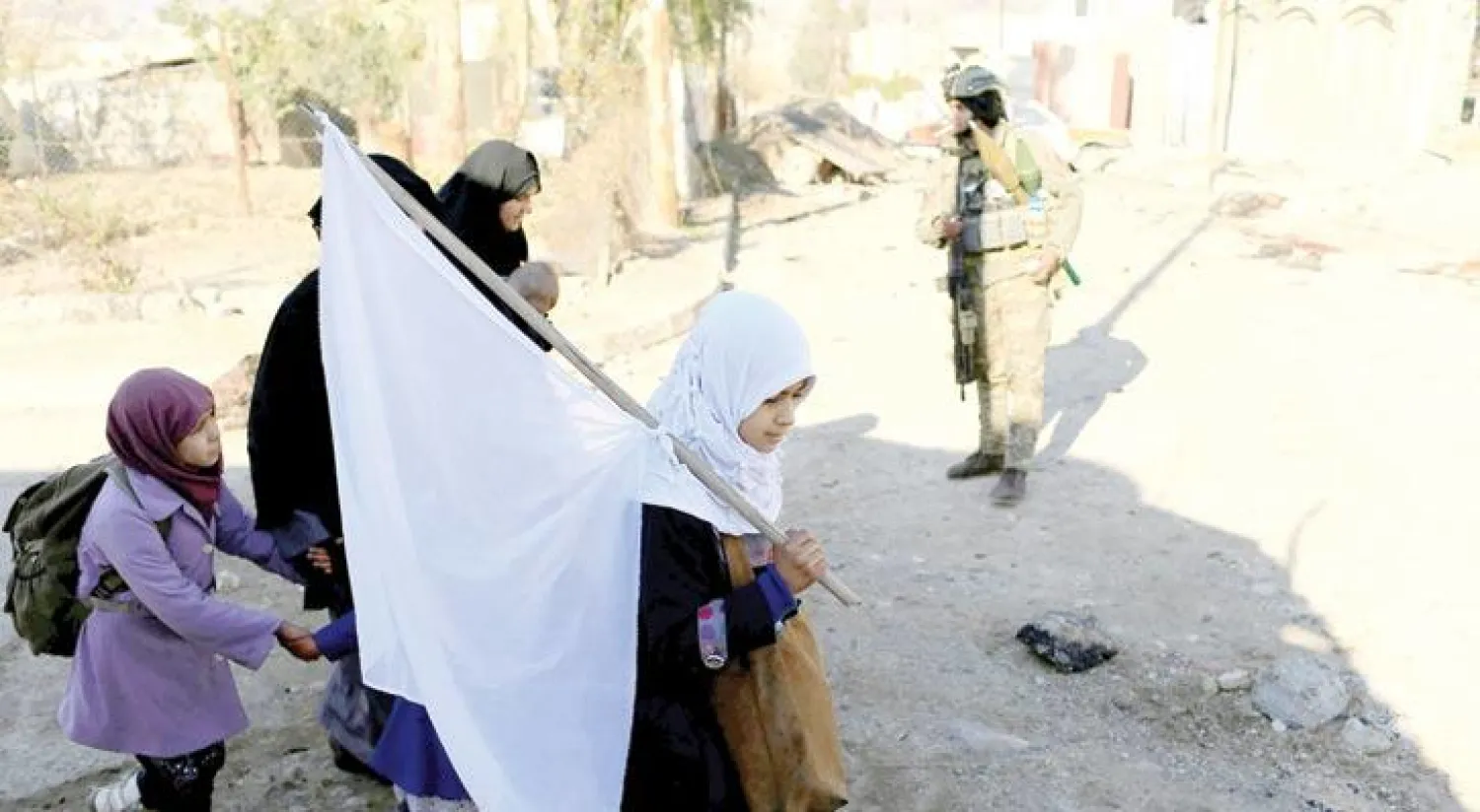 غارات للتحالف الدولي تدمر جسور الموصل تمامًا