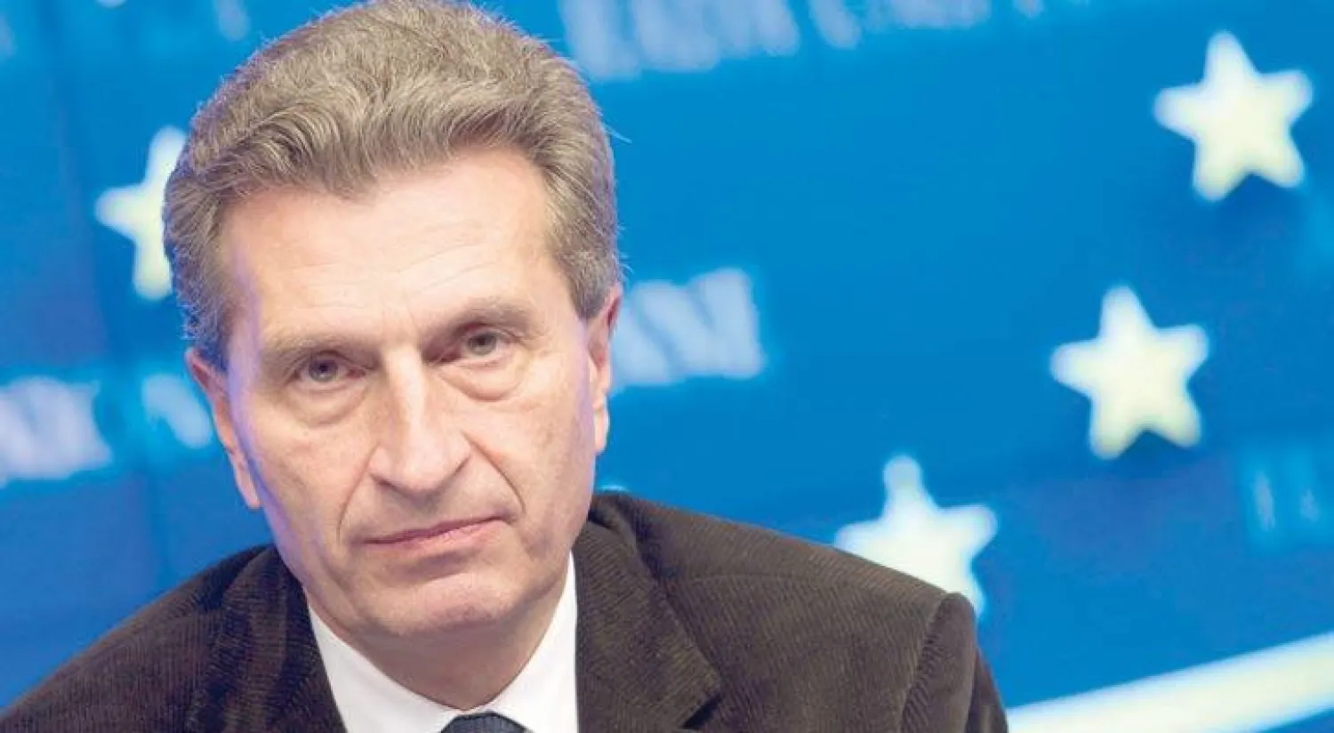 المفوض الأوروبي للاقتصاد الرقمي غونتر اوتينغر (رويترز)