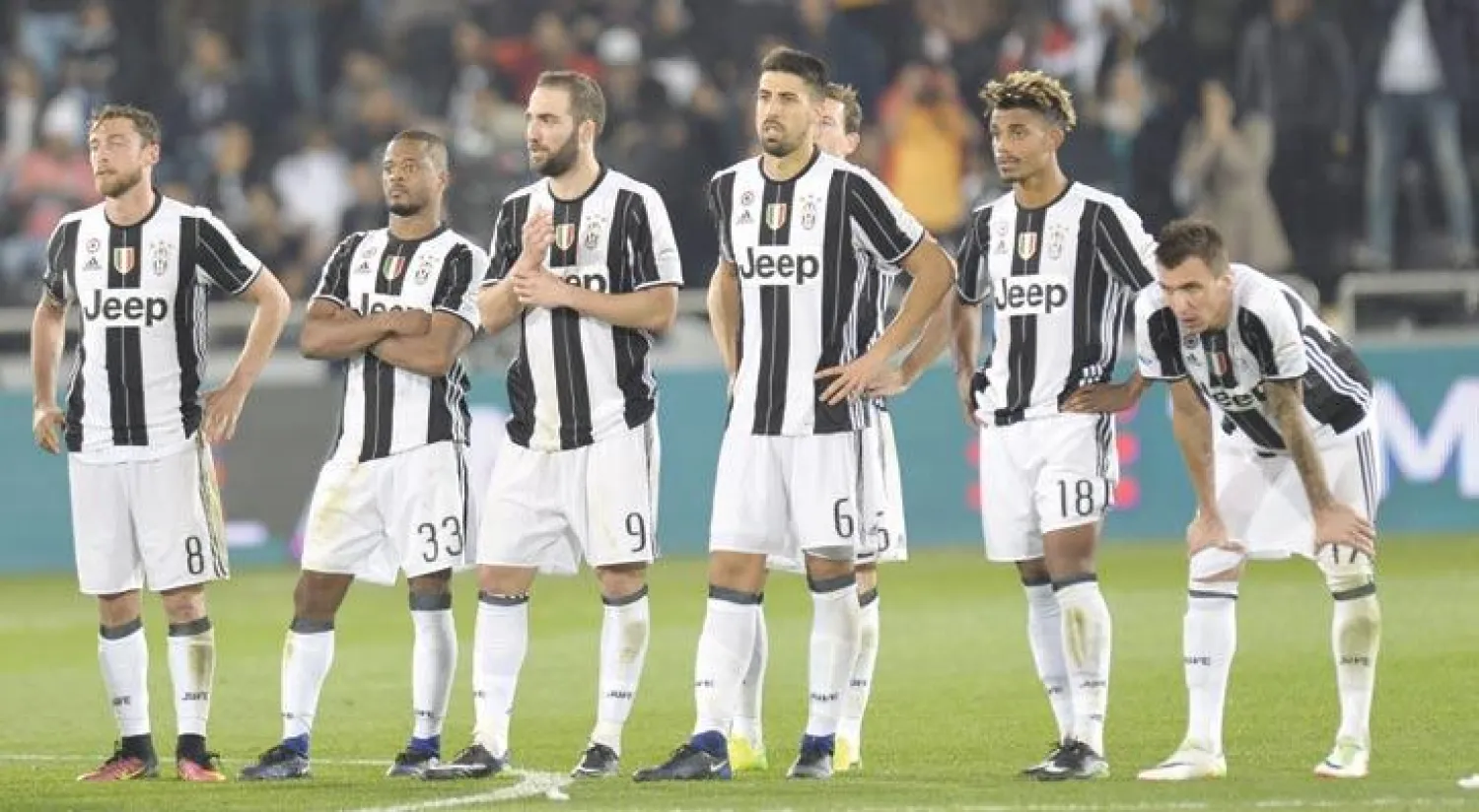 لاعبو يوفنتوس ما زالوا يشعرون بصدمة خسارة كأس السوبر (إ.ب.أ)