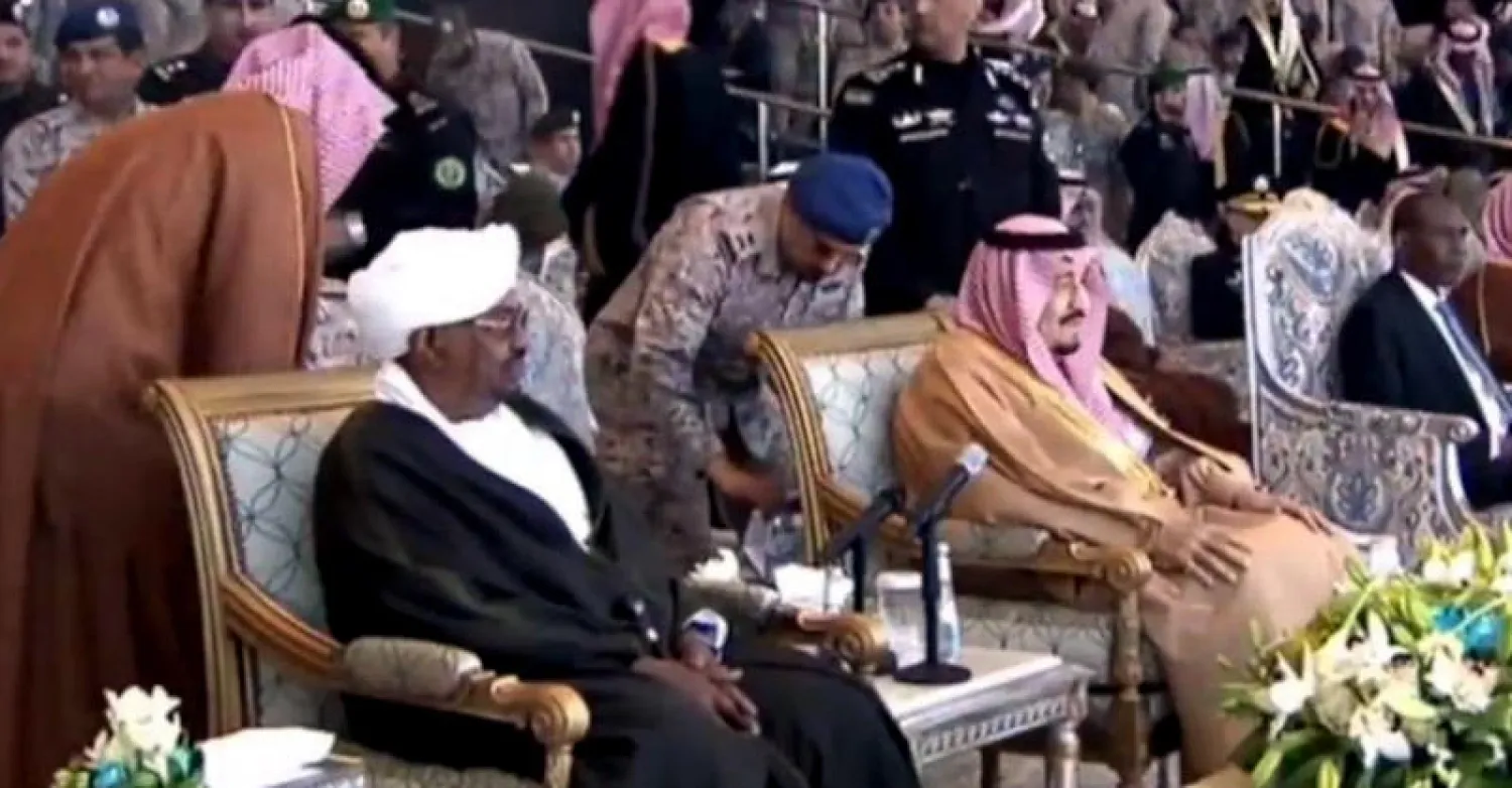 خادم الحرمين الشريفين يدشن طائرة F.15 - SA