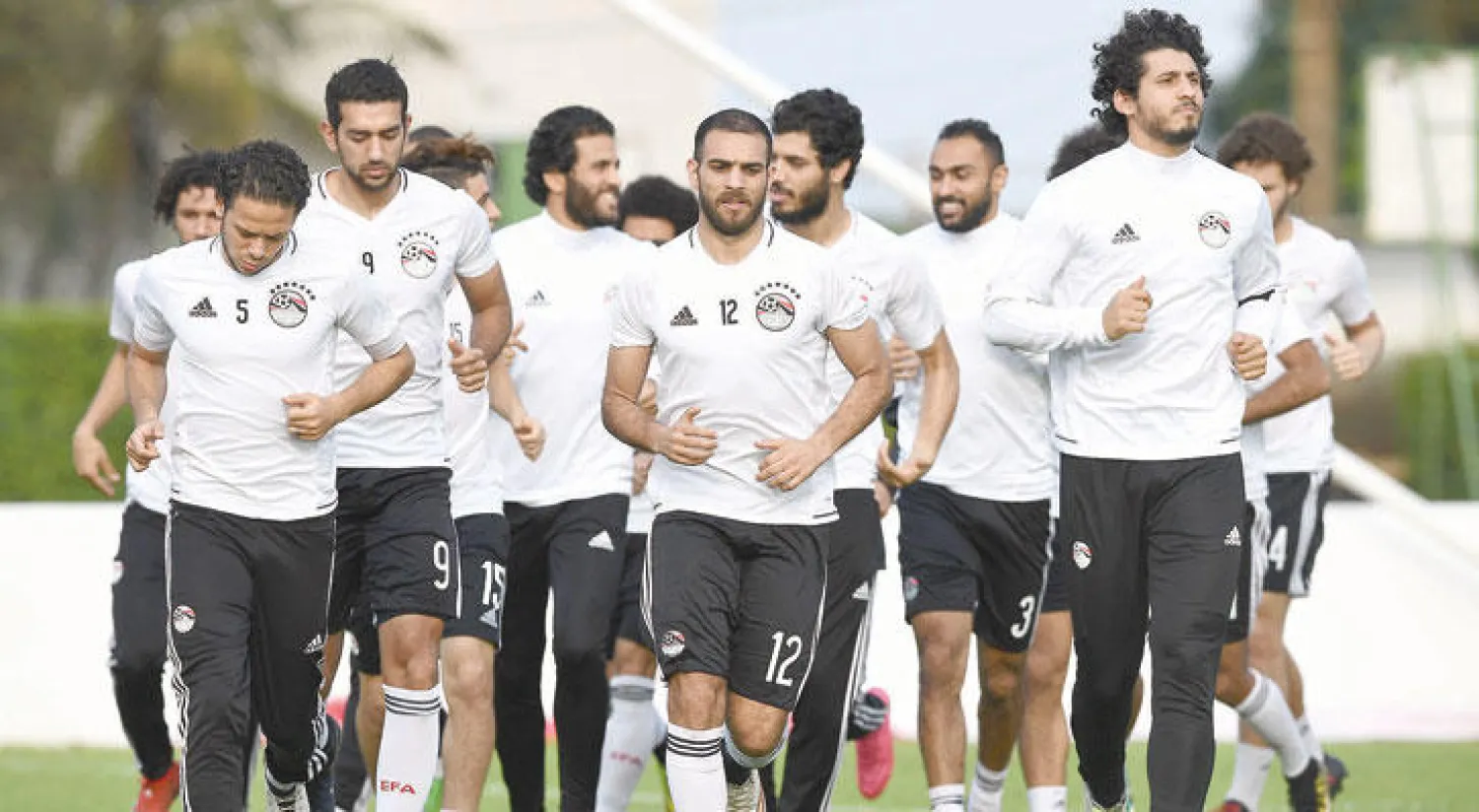 لاعبو منتخب مصر متحفزون لمواجهة بوركينا فاسو (أ.ف.ب)