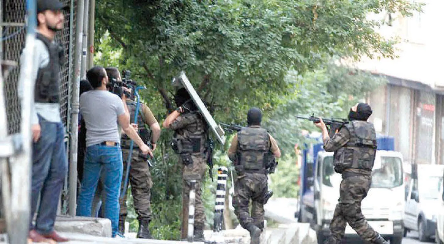 حملات أمنية مكثفة بعد تفجيرات إسطنبول وقيصرى («الشرق الأوسط»)