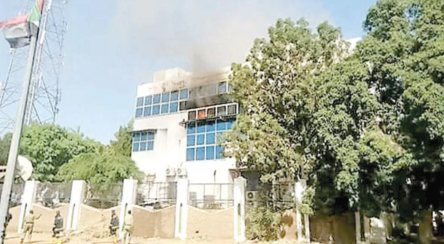 حريق في قناة النيل الأزرق