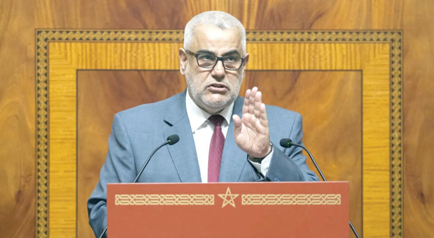 صورة أرشيفية لرئيس الحكومة المغربية عبد الإله ابن كيران يلقي كلمة في البرلمان في ديسمبر 2015 (غيتي)