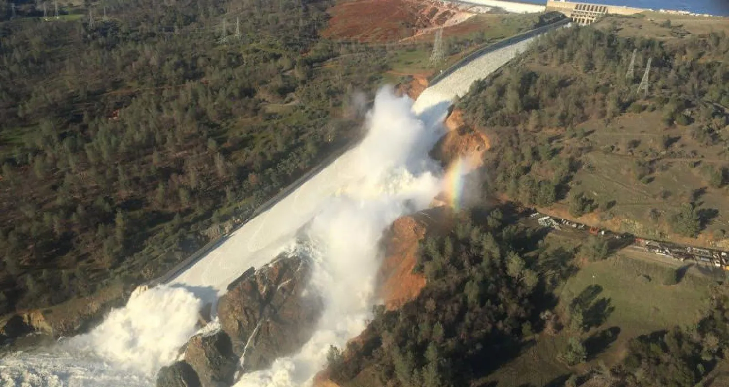أطول سد في الولايات المتحدة قرب أوروفيل في شمال كاليفورنيا (رويترز)
