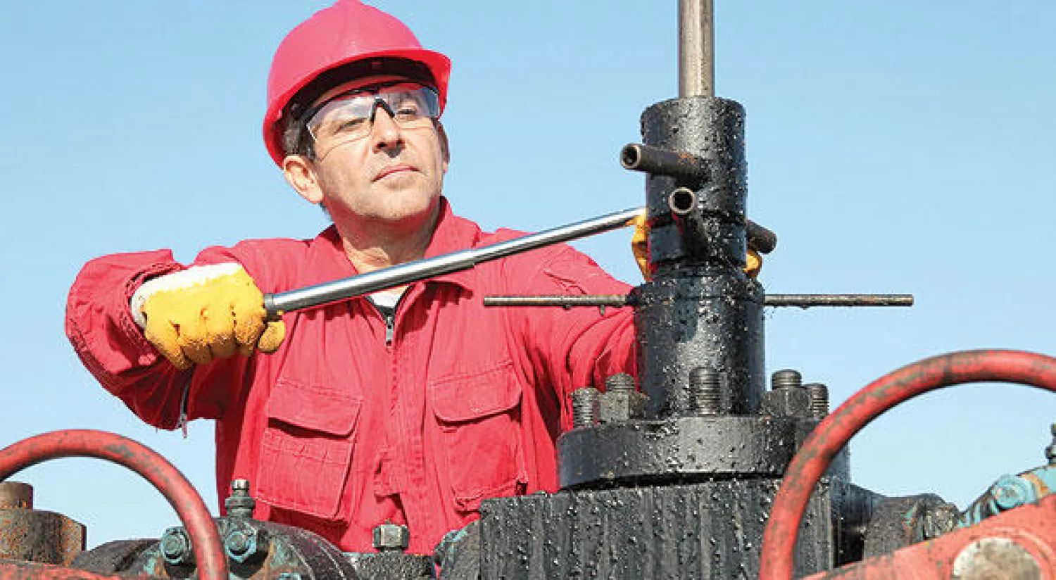 يتوقع يرغين أن يرتفع إنتاج الولايات المتحدة من النفط الصخري هذا العام بنحو 500 ألف برميل يوميا