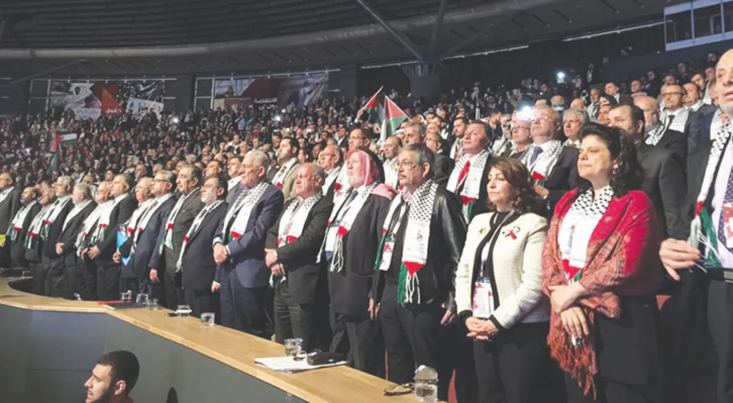 جانب من مؤتمر «فلسطييني الخارج» الذي اختتم أعماله في إسطنبول أمس