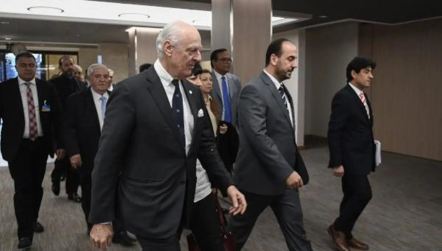 بند الإرهاب يفخخ المؤتمر (أ.ف.ب)