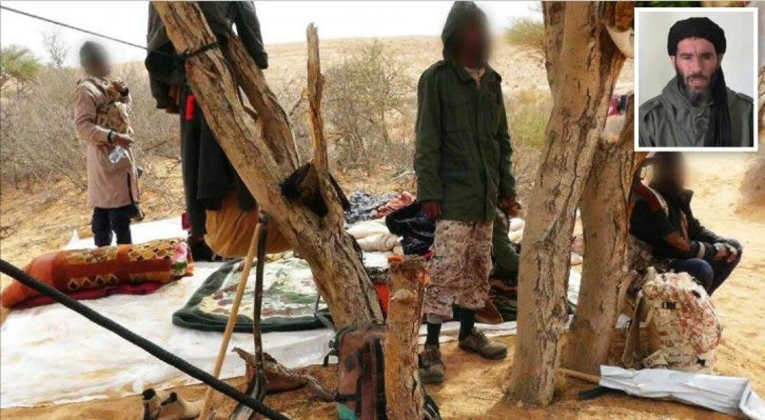 مقاتلون موالون لتنظيم داعش من منطقة جنوب ليبيا - القيادي الجزائري في «القاعدة بشمال أفريقيا» مختار بلمختار («الشرق الأوسط»)