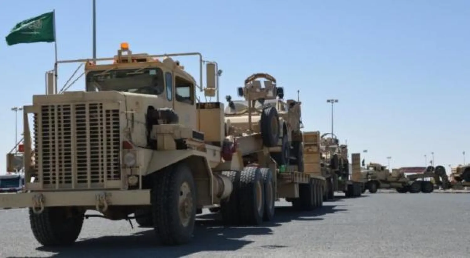 جانب من وصول القوات السعودية المشاركة في «حسم العقبان» إلى الكويت (واس)
