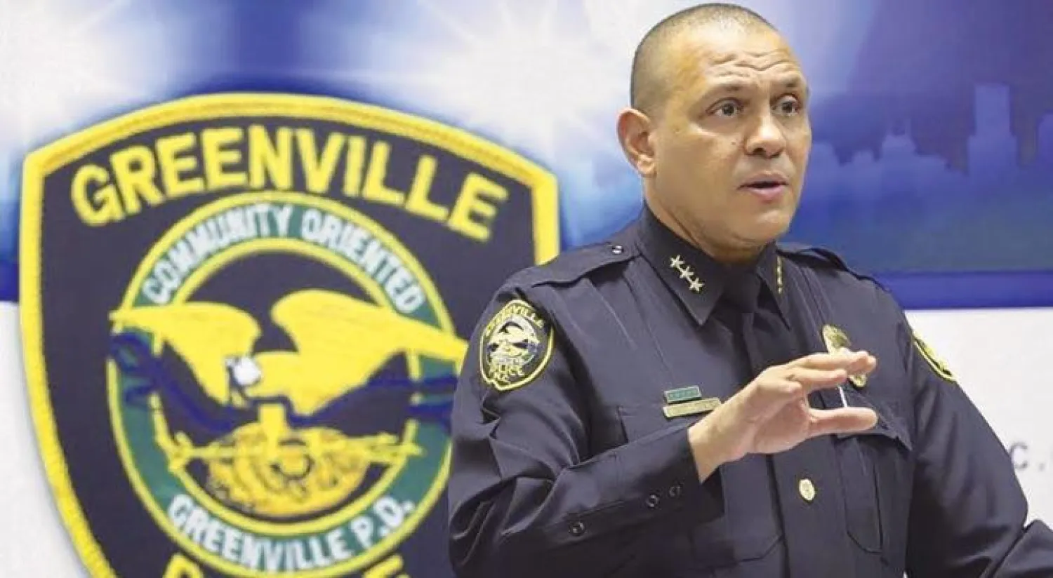 حسن أدن مدير سابق لشرطة غيرنفيل (ولاية نورث كارولينا) (واشنطن بوست)