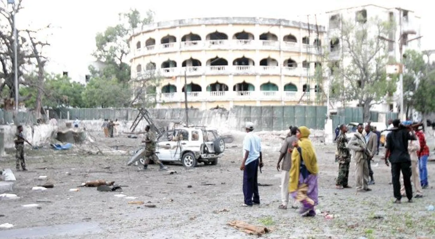 مقتل 7 وإصابة العشرات بتفجير انتحاري في العاصمة الصومالية