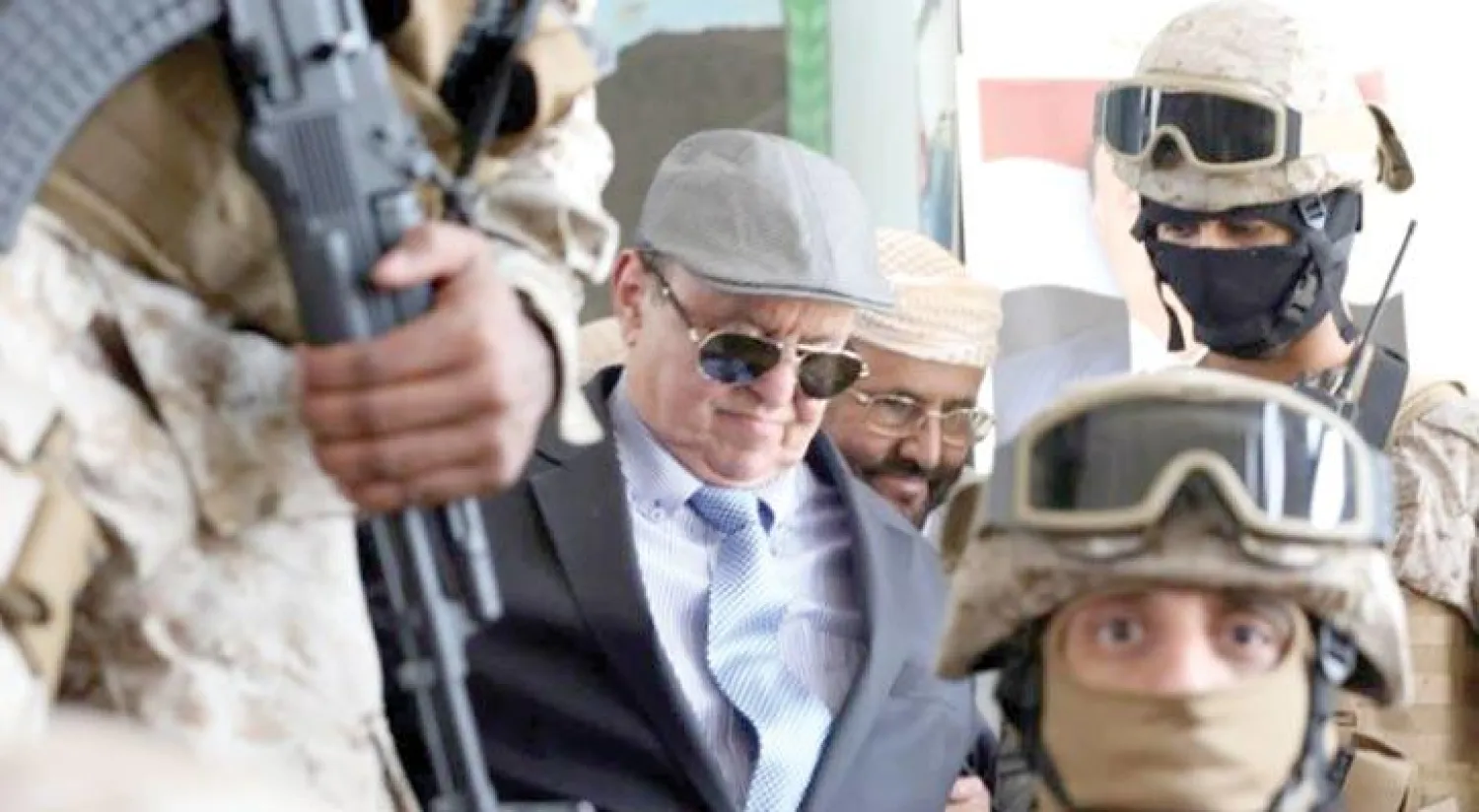 الرئيس اليمني عبد ربه منصور هادي لدى زيارته محافظة مأرب في يوليو 2016 (رويترز)