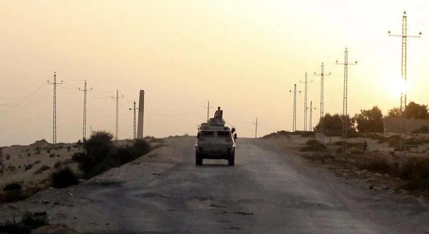 مدرعة للجيش المصري في شمال سيناء (رويترز)