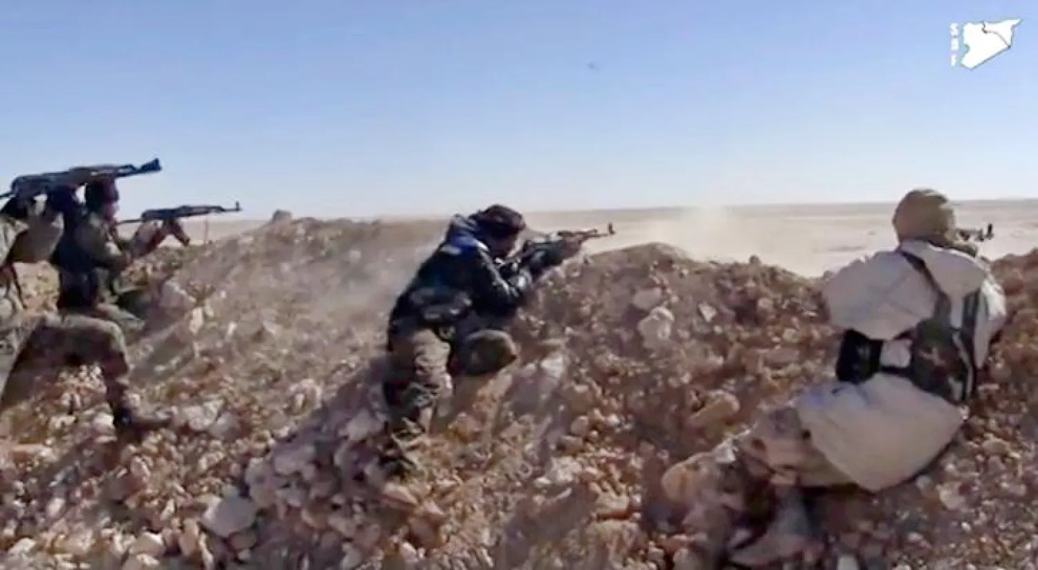 افراد من  قوات سوريا الديمقراطية - أرشيف («الشرق الأوسط»)