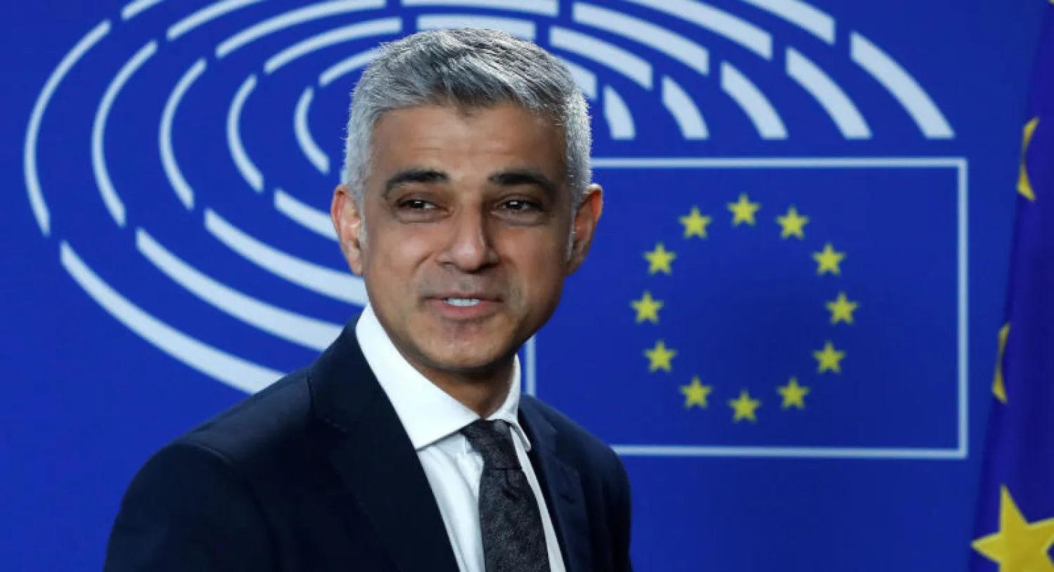 رئيس بلدية لندن صادق خان (رويترز)