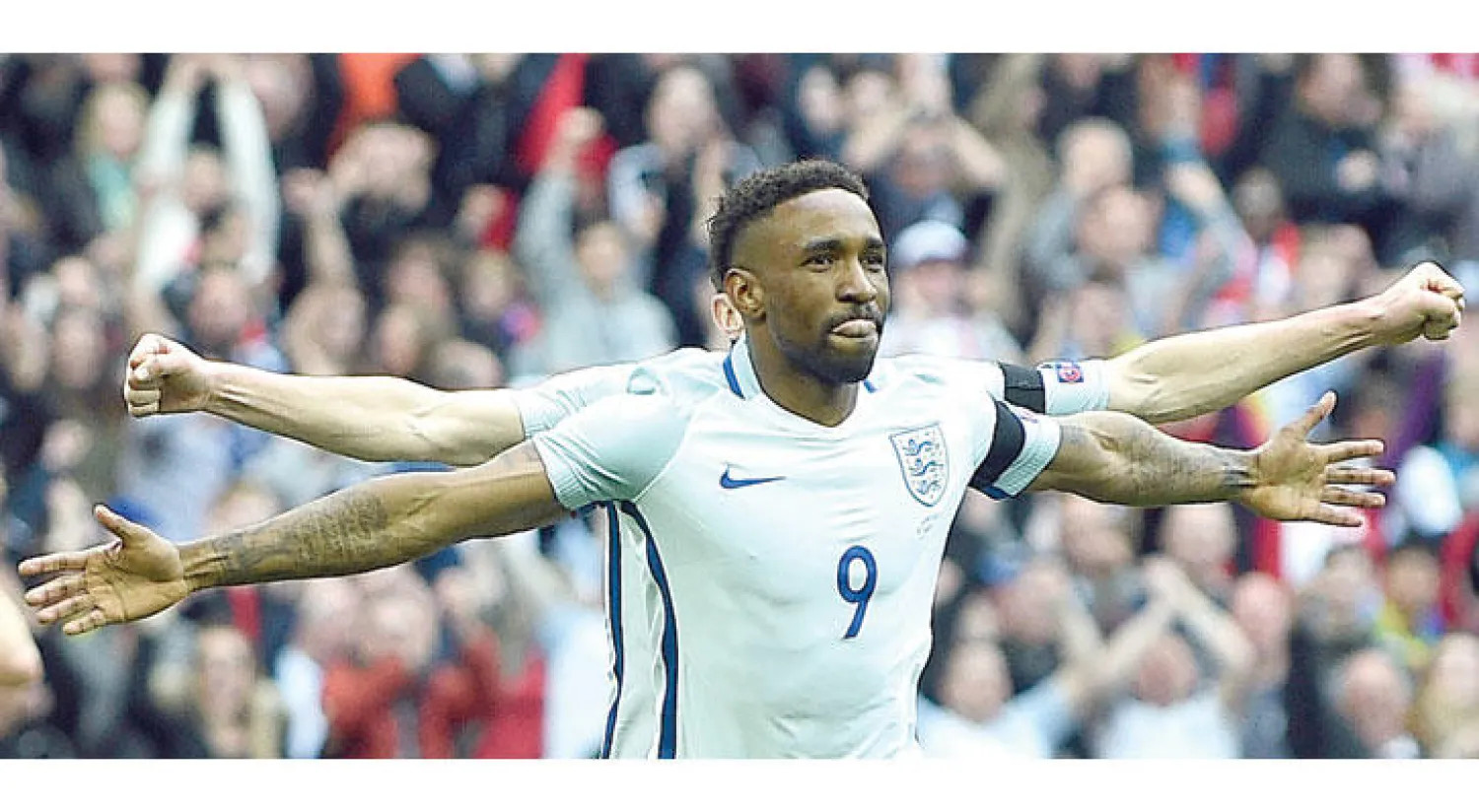 ديفو لم يخيب آمال مدربه غاريث ساوثغيت (إ.ب.أ)