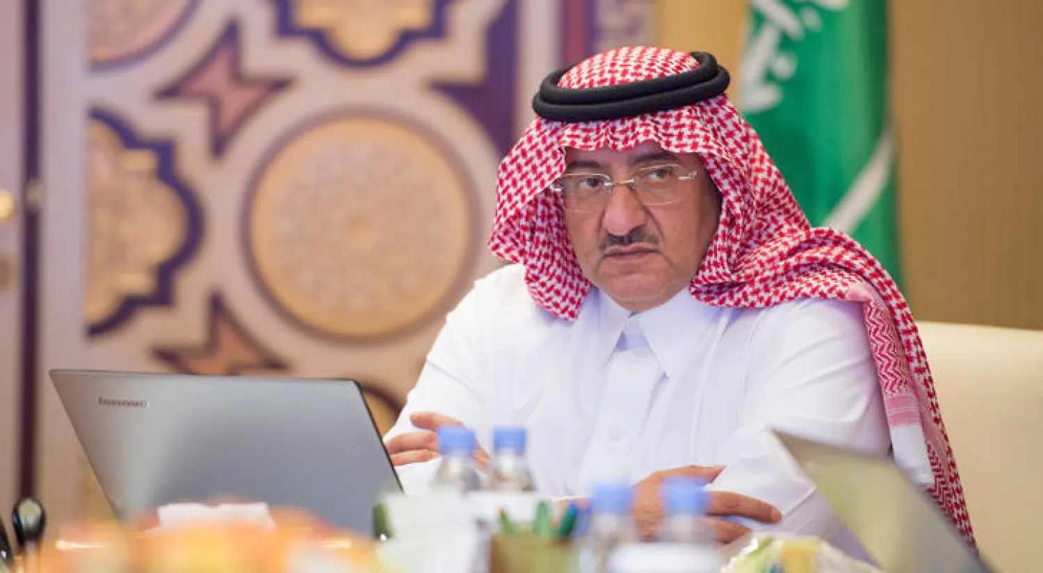 الأمير محمد بن نايف خلال اجتماع سابق للمجلس