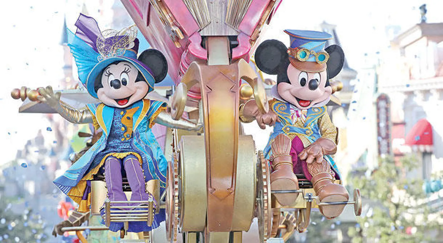 شخصيتان من ديزني