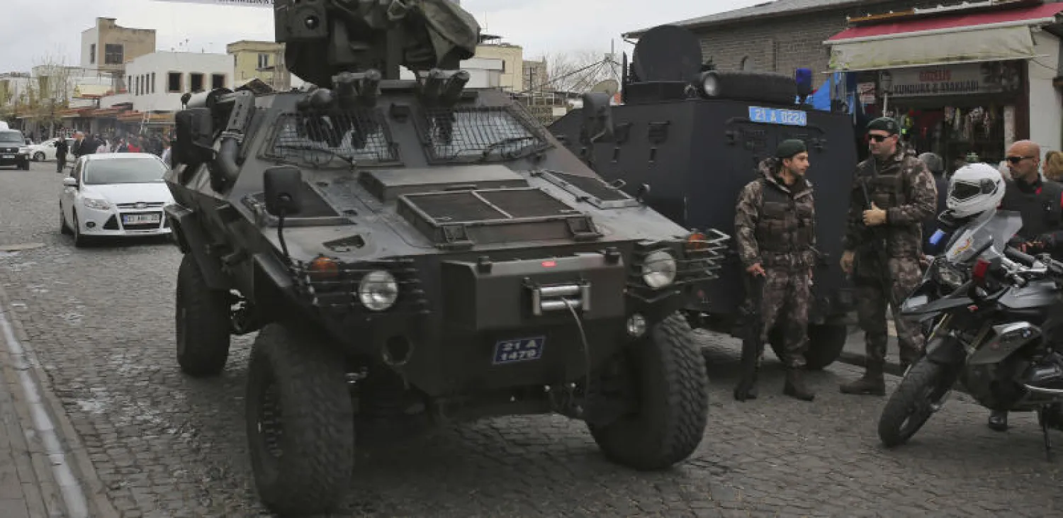 خمسة جنود أتراك أصيبوا جراء التفجير(أ.ب)