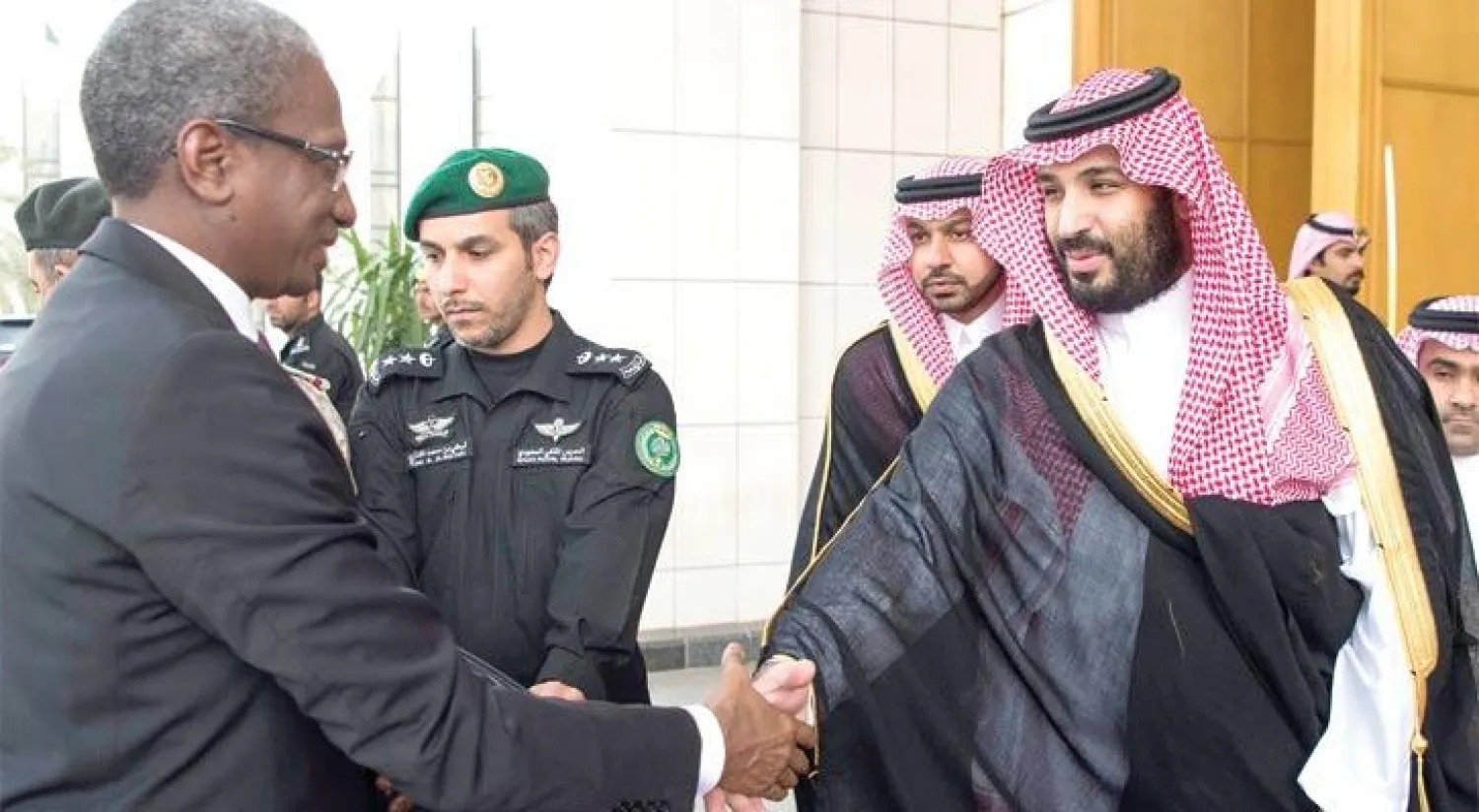 الأمير محمد بن سلمان ولي ولي العهد السعودي خلال لقائه وزير الدفاع  الموريتاني (واس)